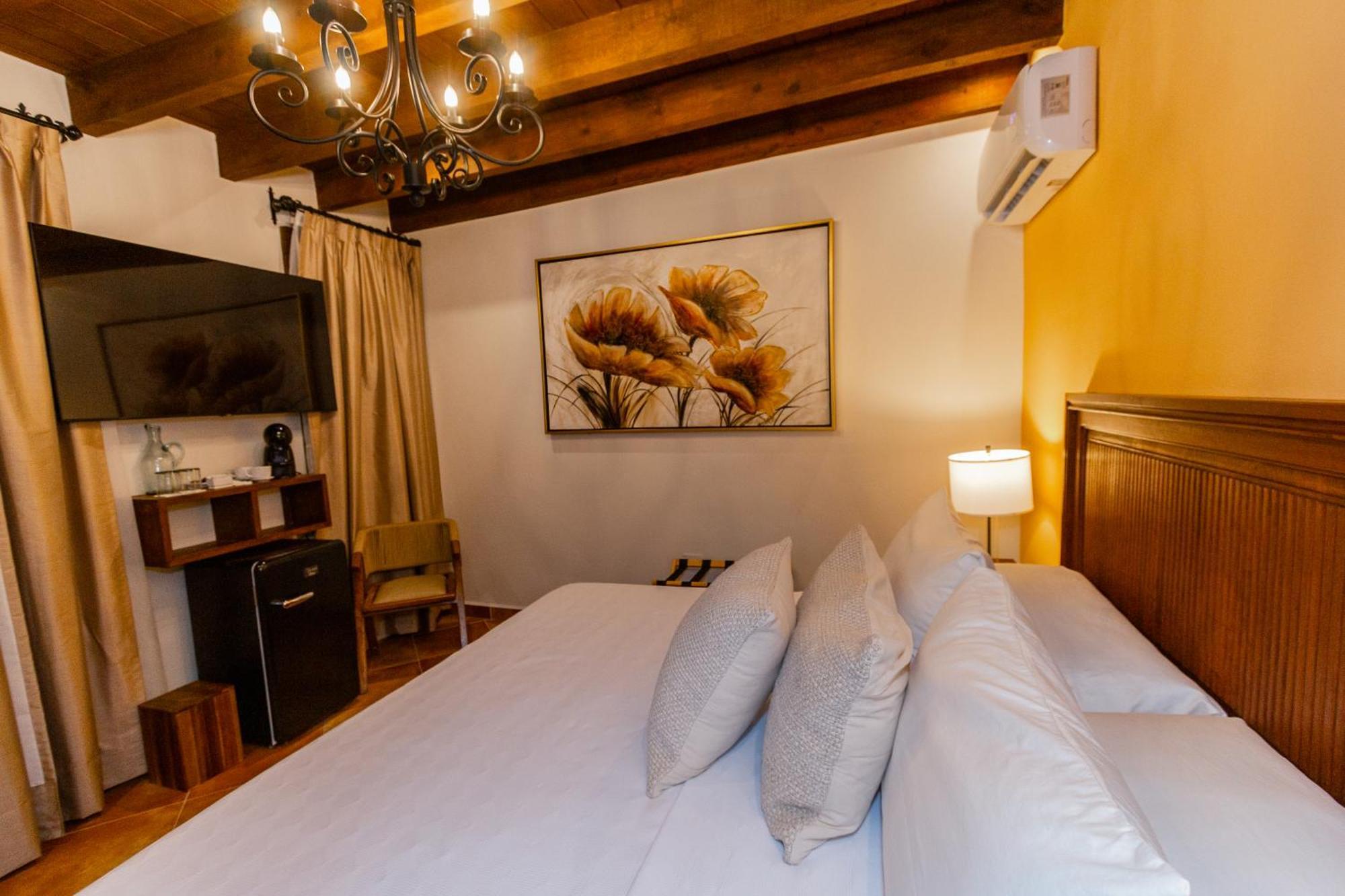 Five Queens Boutique Hotel サン・ミゲル・デ・アジェンデ エクステリア 写真